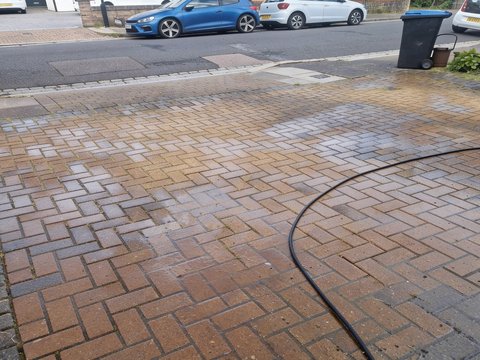 Dropby window cleaning work across North London